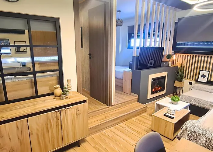 Jk Luxury Old Town Apartment